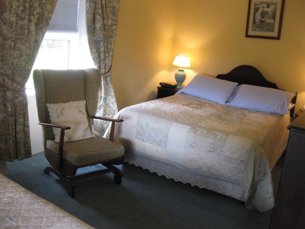 Glebe House 호텔 모힐 객실 사진